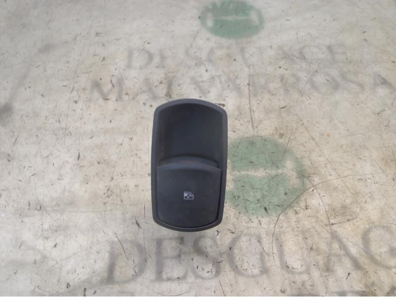 Recambio de mando elevalunas delantero derecho para opel corsa d cosmo referencia OEM IAM   