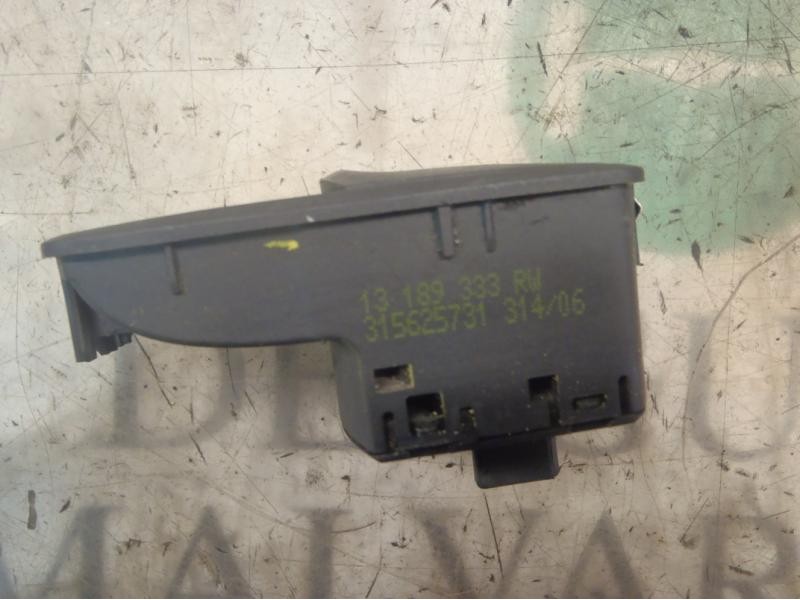 Recambio de mando elevalunas delantero derecho para opel corsa d cosmo referencia OEM IAM   