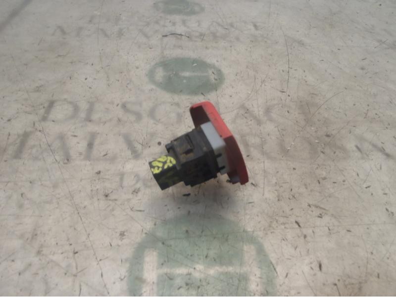 Recambio de warning para nissan cabstar 2.5 d f24.25.35.13 referencia OEM IAM   