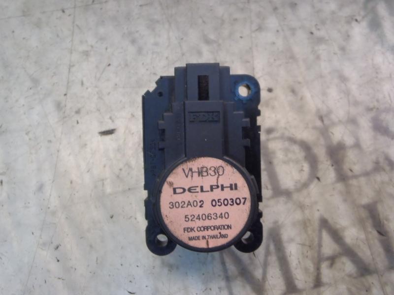 Recambio de motor apertura trampillas climatizador para opel astra twin top enjoy referencia OEM IAM   