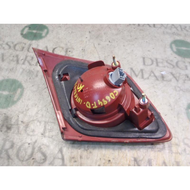 Recambio de piloto trasero derecho interior para mazda 3 berlina (bk) 1.6 vvt active referencia OEM IAM   