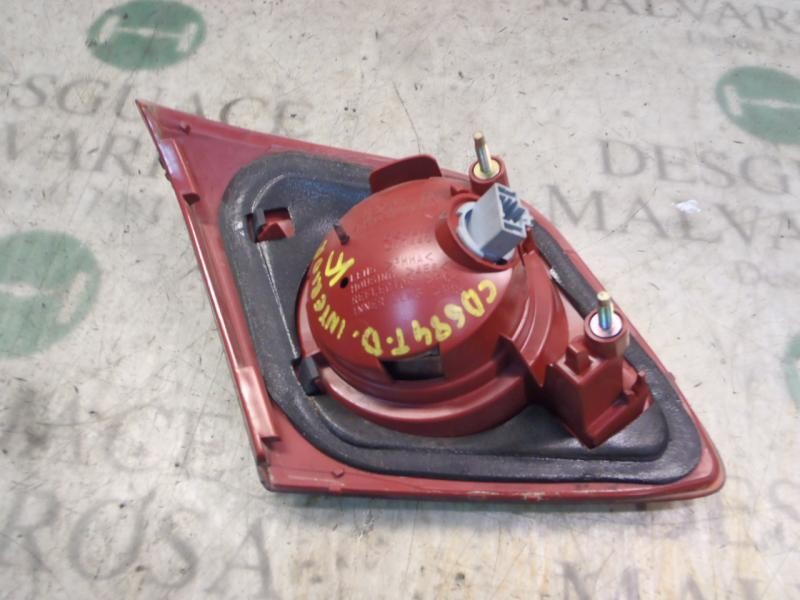 Recambio de piloto trasero derecho interior para mazda 3 berlina (bk) 1.6 vvt active referencia OEM IAM   