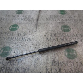 AMORTIGUADORES MALETERO / PORTON 689500W640 