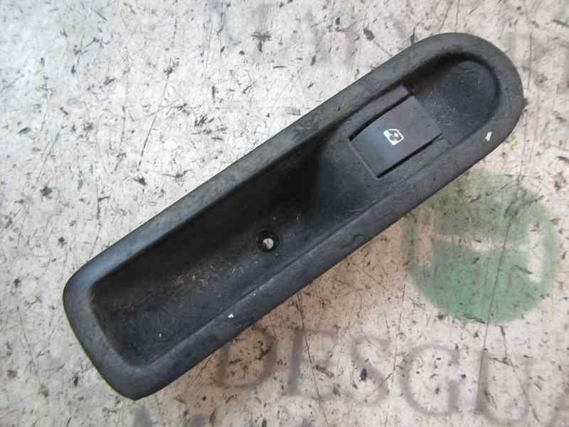 Recambio de mando elevalunas trasero derecho para renault scenic ii confort authentique referencia OEM IAM   