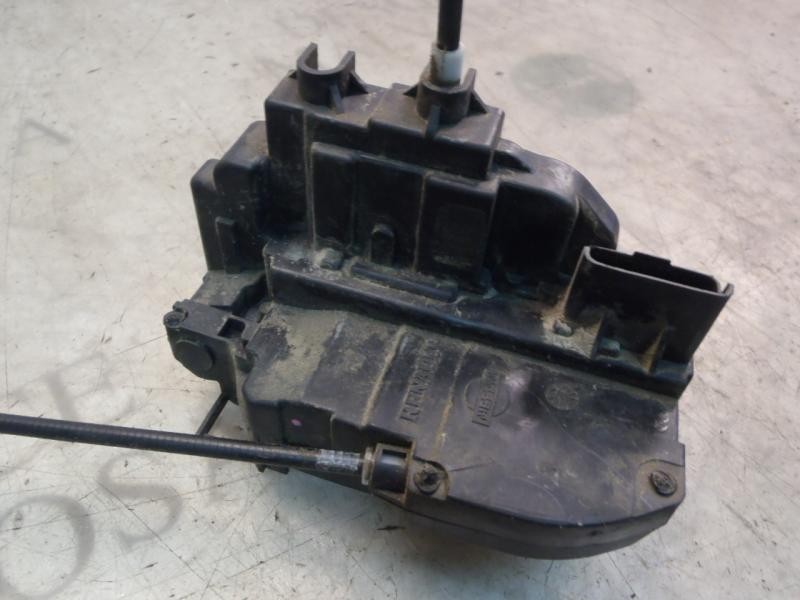 Recambio de cerradura puerta delantera derecha para nissan micra (k12e) acenta referencia OEM IAM   