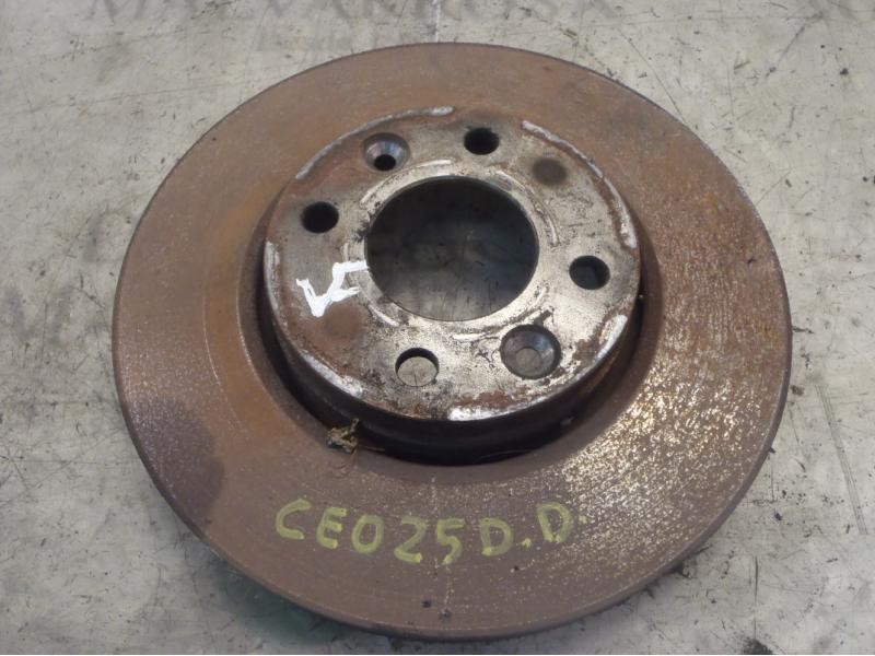 Recambio de disco freno delantero para nissan micra (k12e) acenta referencia OEM IAM   