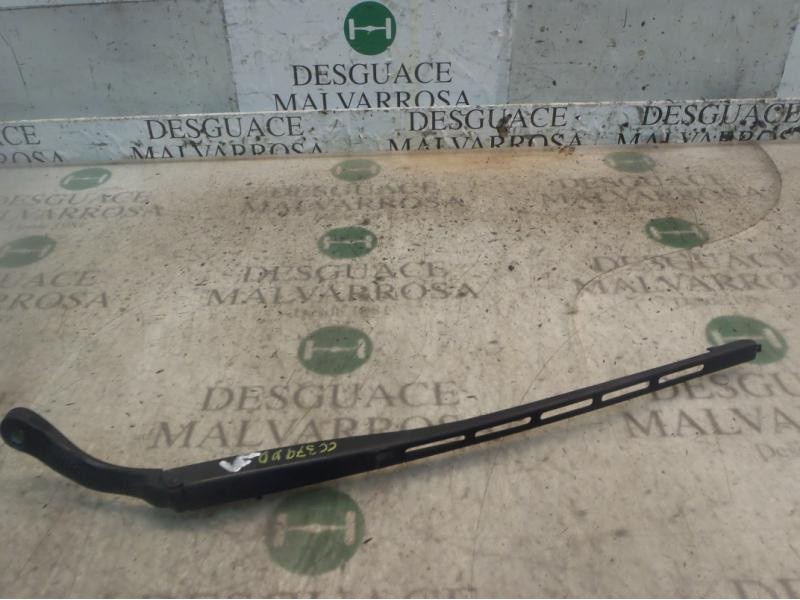 Recambio de brazo limpia delantero derecho para citroën c4 berlina sx referencia OEM IAM   
