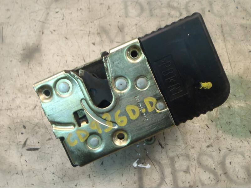 Recambio de cerradura puerta delantera derecha para peugeot expert kombi confort acristaldo (8 asientos) referencia OEM IAM   