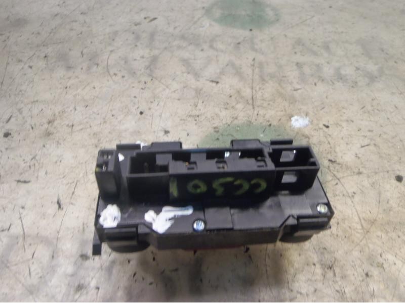 Recambio de warning para mercedes-benz clase clk (w208) coupe 200 (208.335) referencia OEM IAM A2088200410  