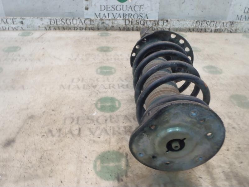 Recambio de amortiguador delantero izquierdo para land rover freelander (lr2) td4 e referencia OEM IAM LR001141  