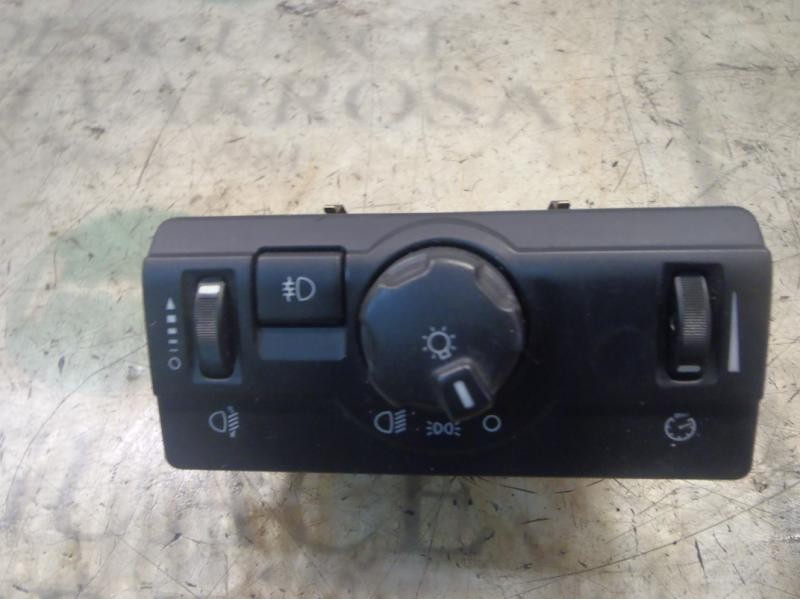 Recambio de mando luces para land rover freelander (lr2) td4 e referencia OEM IAM LR005198 6G9N13A024JE 04066214