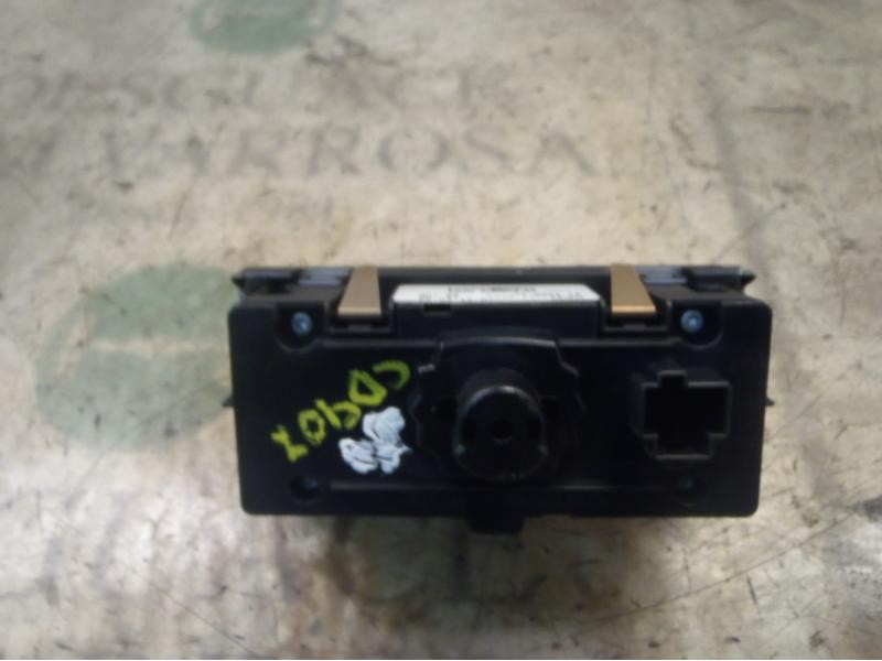 Recambio de mando luces para land rover freelander (lr2) td4 e referencia OEM IAM LR005198 6G9N13A024JE 04066214