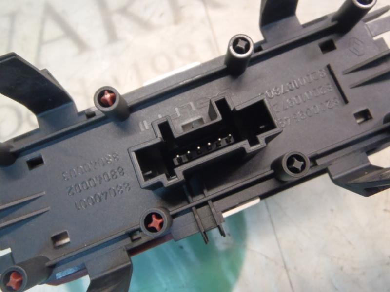 Recambio de warning para renault scenic ii confort authentique referencia OEM IAM   