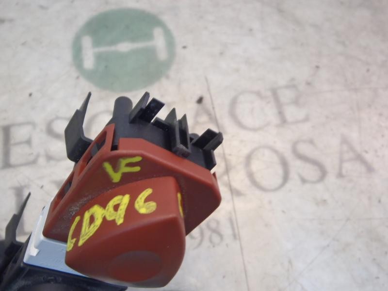 Recambio de warning para renault scenic ii confort authentique referencia OEM IAM   