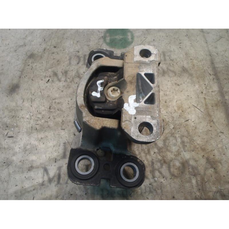 Recambio de soporte cambio para land rover freelander (lr2) td4 e referencia OEM IAM LR006976  