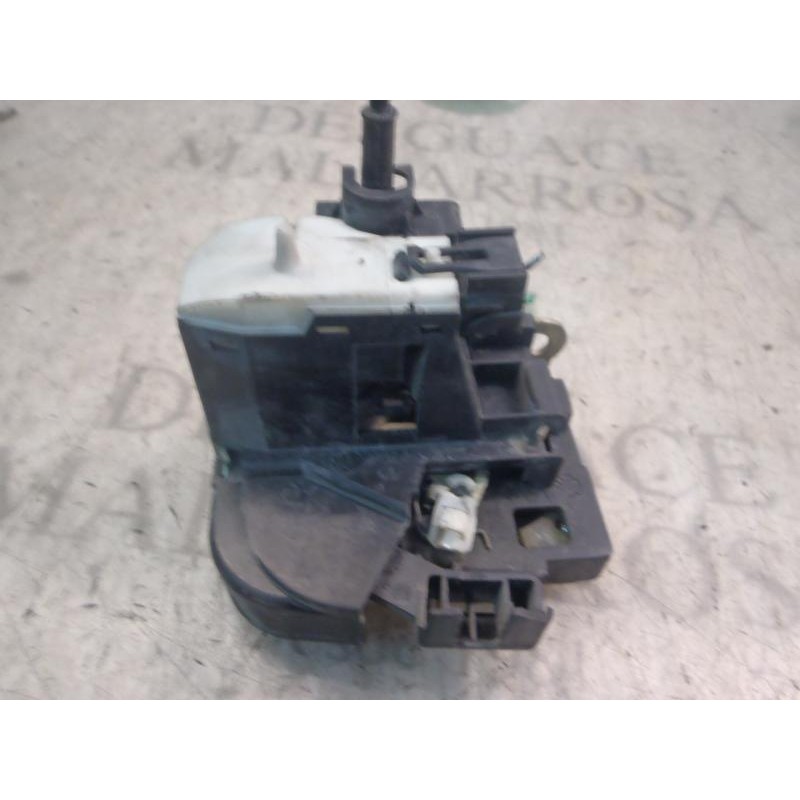 Recambio de cerradura puerta delantera derecha para renault clio ii fase ii (b/cb0) authentique referencia OEM IAM   