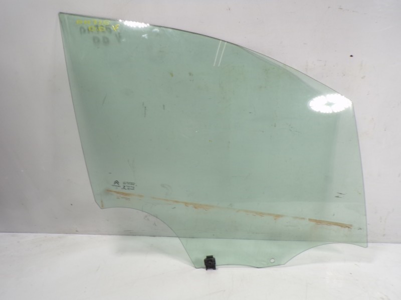 Recambio de cristal puerta delantero derecho para citroën c3 1.2 12v vti referencia OEM IAM 9813022480  