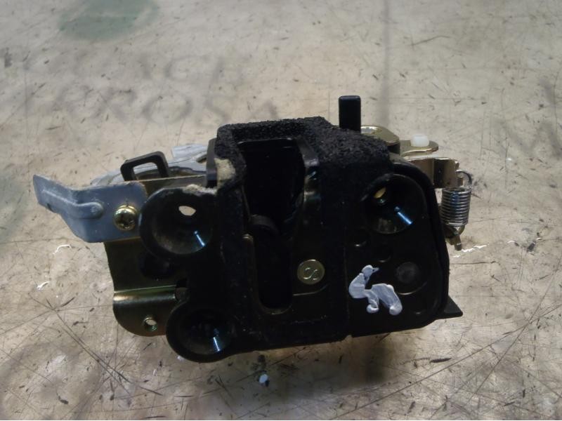 Recambio de cerradura puerta trasera derecha para kia picanto 1.1 lx referencia OEM IAM   