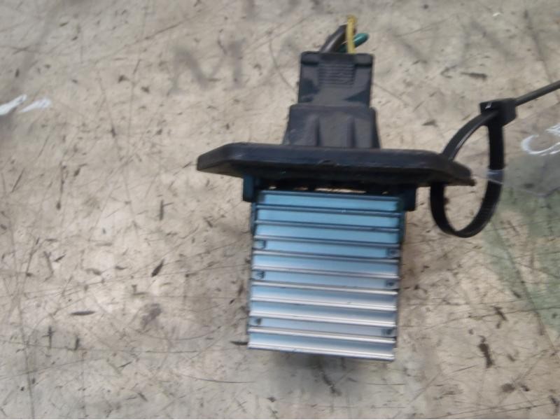 Recambio de resistencia calefaccion para kia carnival ii 2.9 cdri ex referencia OEM IAM   