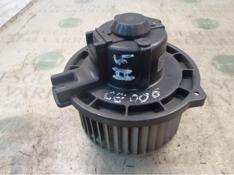 Recambio de motor calefaccion para kia carnival ii 2.9 cdri ex referencia OEM IAM   