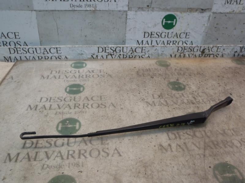 Recambio de brazo limpia delantero izquierdo para nissan almera tino (v10m) acenta referencia OEM IAM   
