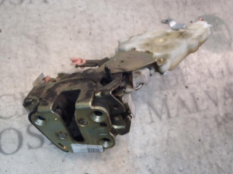 Recambio de cerradura puerta trasera izquierda para nissan almera tino (v10m) acenta referencia OEM IAM   