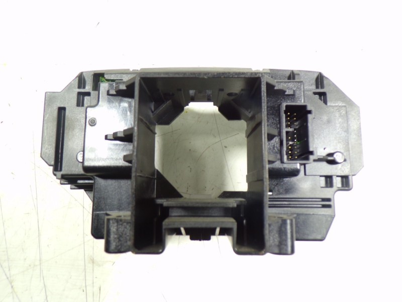 Recambio de modulo electronico para land rover discovery sport 2.0 td4 cat referencia OEM IAM LR042311 FK7213N064DA 