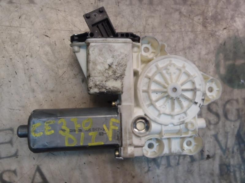 Recambio de motor elevalunas delantero izquierdo para opel vectra c berlina design referencia OEM IAM   