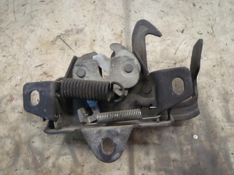 Recambio de cerradura capot para chevrolet tacuma se referencia OEM IAM   