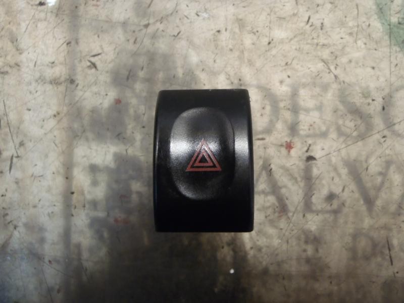 Recambio de warning para chevrolet tacuma se referencia OEM IAM   