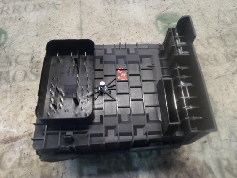 Recambio de caja reles / fusibles para seat altea xl (5p5) family referencia OEM IAM 000937125  
