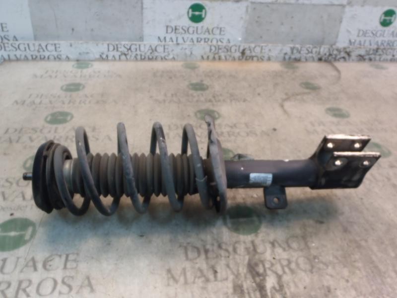 Recambio de amortiguador delantero derecho para peugeot 308 confort referencia OEM IAM 520804  