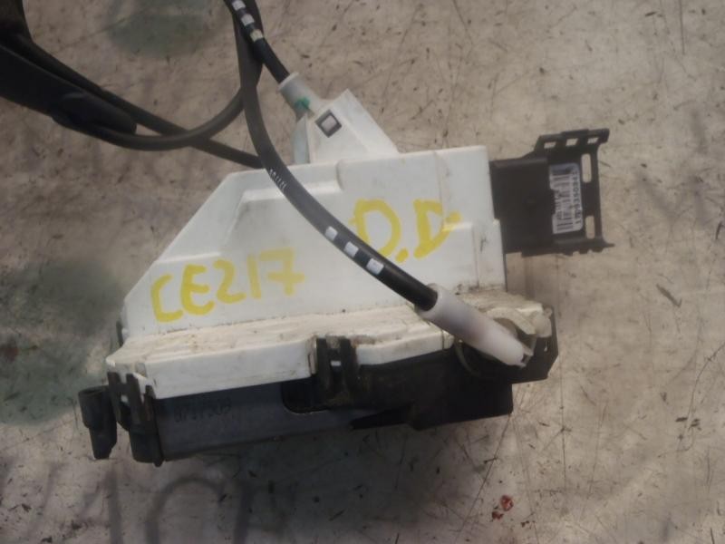 Recambio de cerradura puerta delantera derecha para peugeot 308 confort referencia OEM IAM 9800616580  