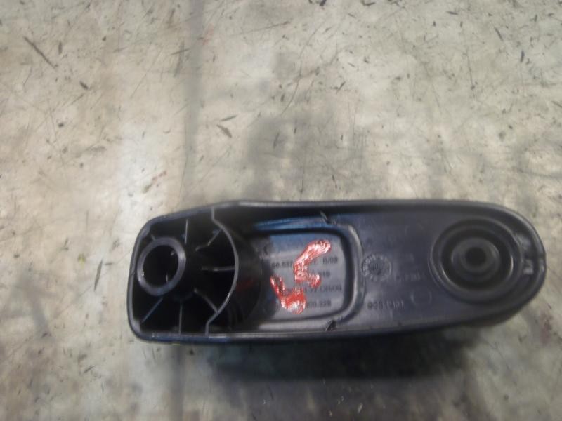 Recambio de maneta elevalunas trasera derecha para peugeot 308 confort referencia OEM IAM 9240F4  