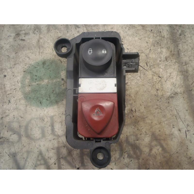 Recambio de warning para renault scenic ii confort dynamique referencia OEM IAM   