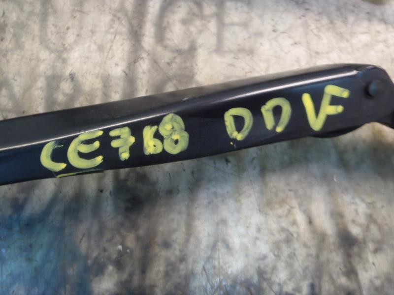 Recambio de brazo limpia delantero derecho para skoda superb (3u4) classic referencia OEM IAM   