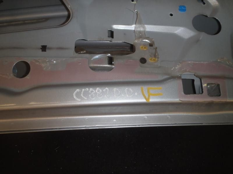 Recambio de puerta delantera derecha para mg mg tf 135 referencia OEM IAM   