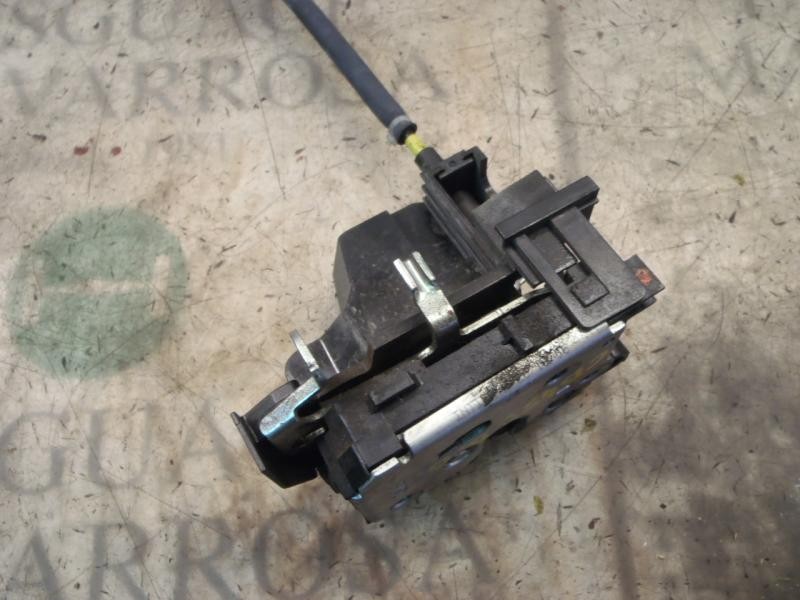 Recambio de cerradura puerta delantera derecha para fiat doblo (119) 1.3 16v jtd cat referencia OEM IAM   