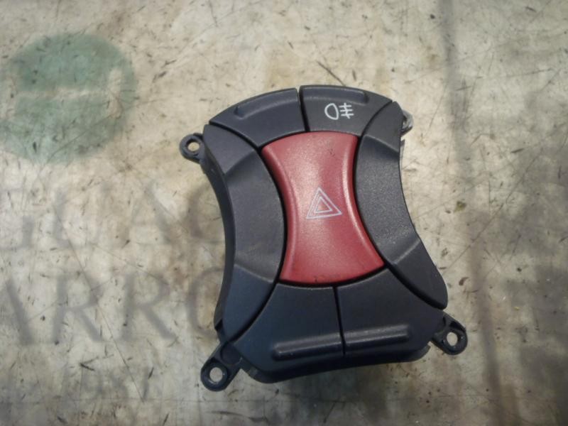 Recambio de warning para fiat doblo (119) 1.3 16v jtd cat referencia OEM IAM   