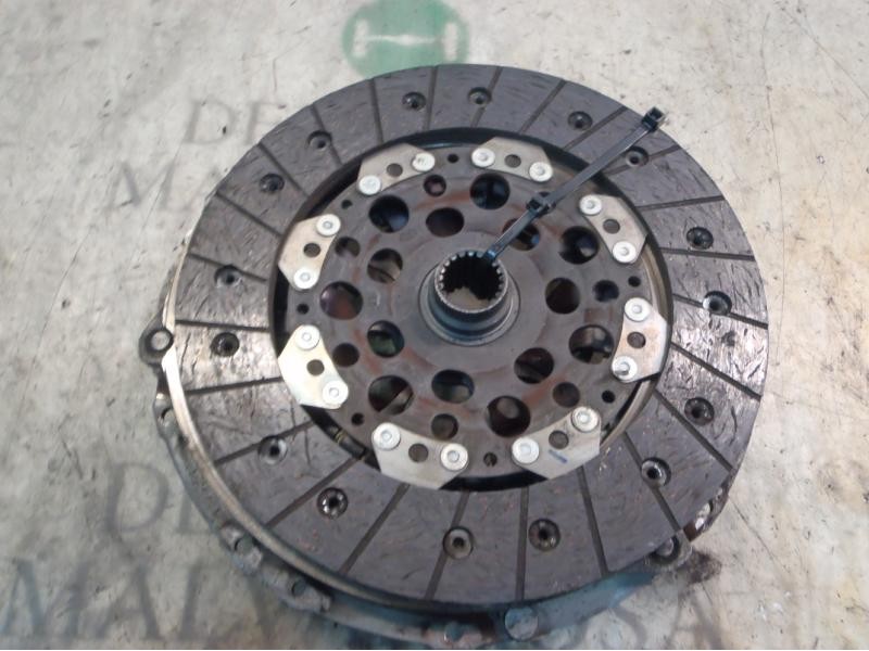 Recambio de kit embrague para renault laguna ii (bg0) confort authentique referencia OEM IAM   