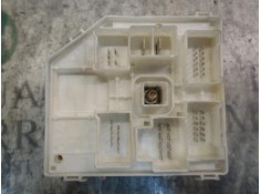 Recambio de caja reles / fusibles para toyota rav 4 (a2) 2.0 luna 4x4 referencia OEM IAM 8272142020   2