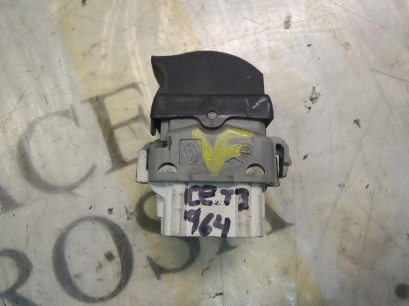 Recambio de mando elevalunas trasero izquierdo para renault megane ii berlina 3p confort dynamique referencia OEM IAM   