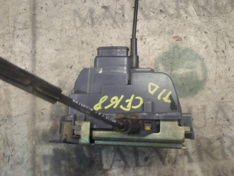 Recambio de cerradura puerta trasera derecha para renault scenic ii confort dynamique referencia OEM IAM   