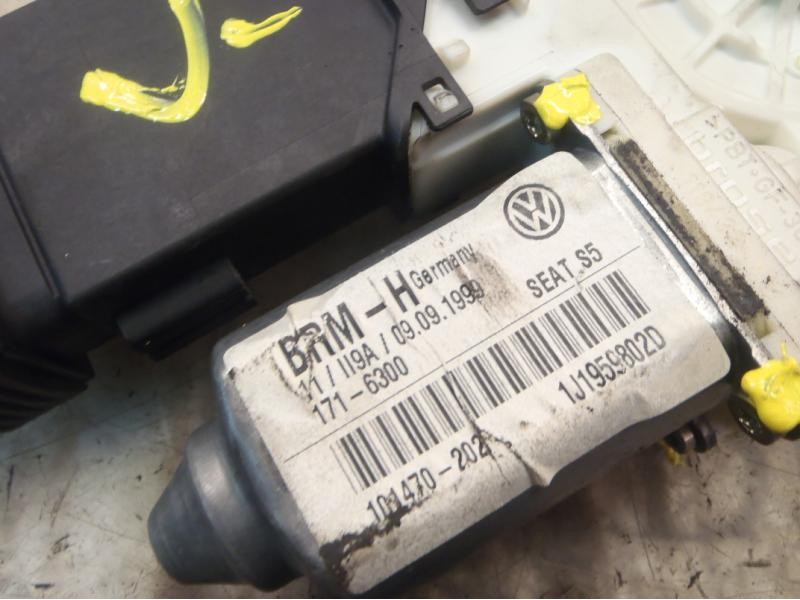 Recambio de motor elevalunas delantero derecho para seat toledo (1m2) signo referencia OEM IAM   