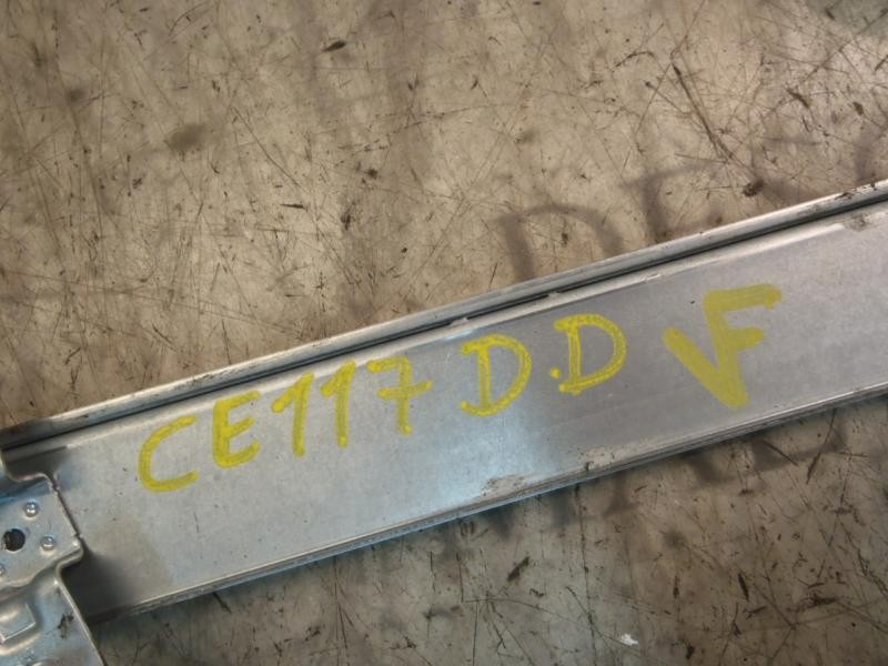 Recambio de elevalunas delantero derecho para kia rio 1.4 active referencia OEM IAM 824021G010  