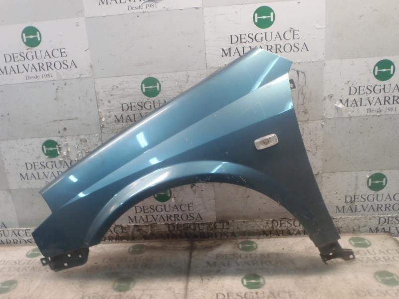 Recambio de aleta delantera izquierda para nissan primera berlina (p12) acenta referencia OEM IAM   