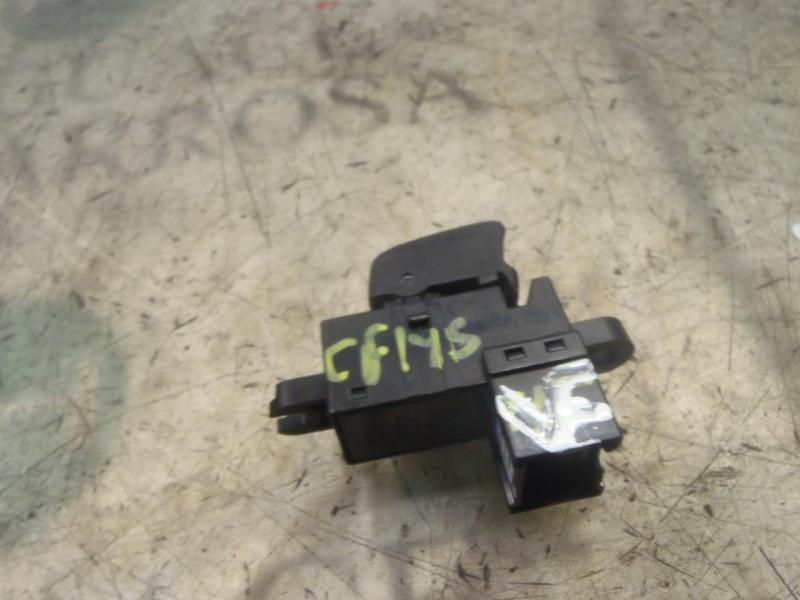 Recambio de mando elevalunas trasero izquierdo para nissan primera berlina (p12) acenta referencia OEM IAM   