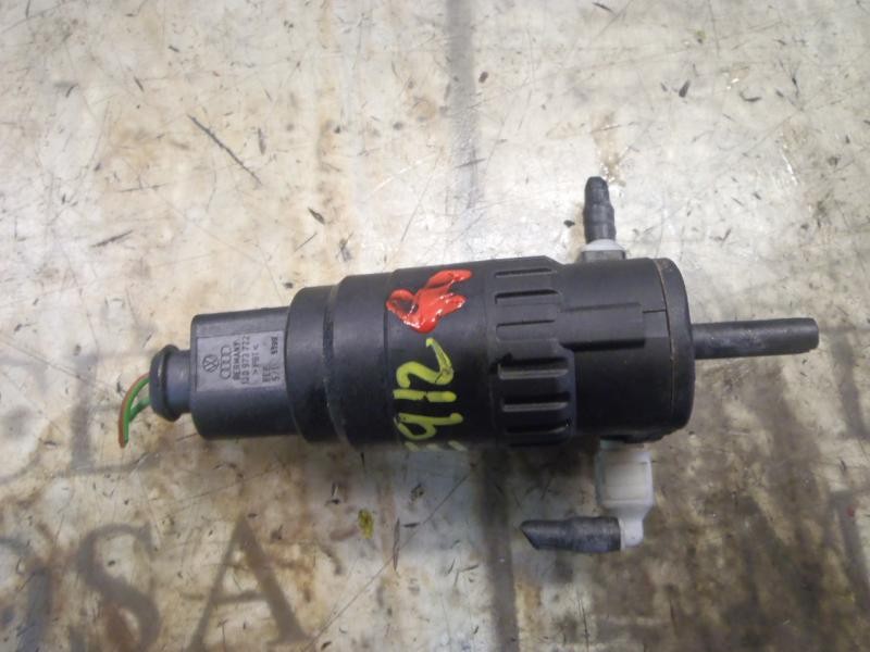 Recambio de bomba limpia para seat leon (1p1) reference referencia OEM IAM 1K6955651  