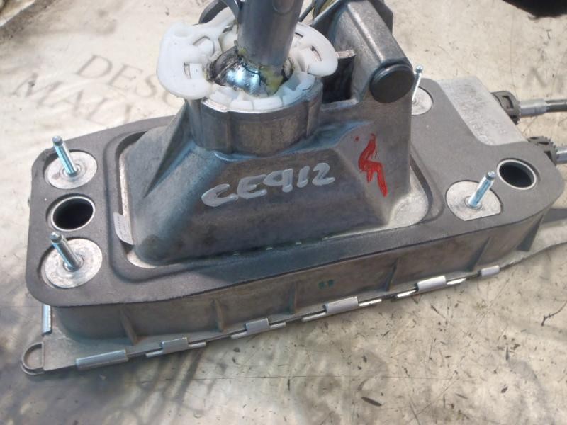 Recambio de palanca cambio para seat leon (1p1) reference referencia OEM IAM 1K0711050A  