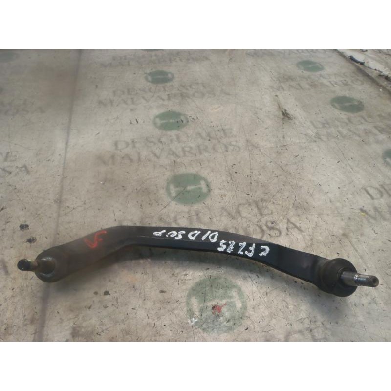 Recambio de brazo suspension superior delantero izquierdo para nissan primera berlina (p12) acenta referencia OEM IAM   